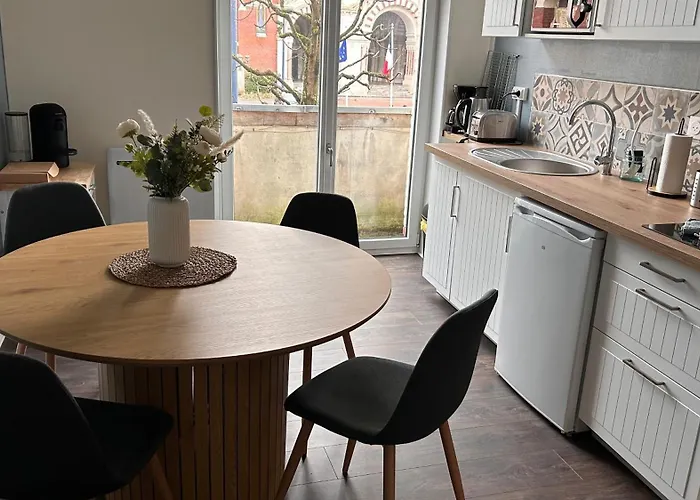 De Julie Apartment Albert